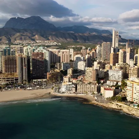 Piso En Benidorm Centro アパート